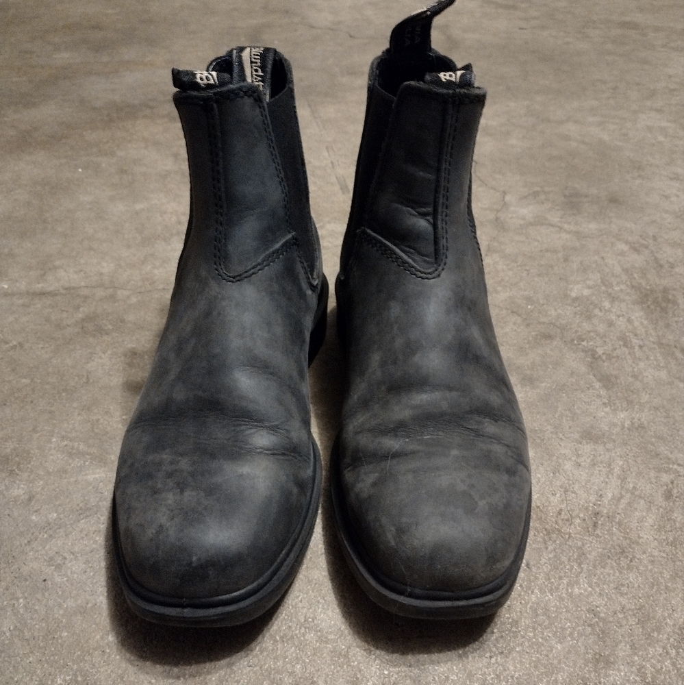 Blundstone mens Chelsea boots